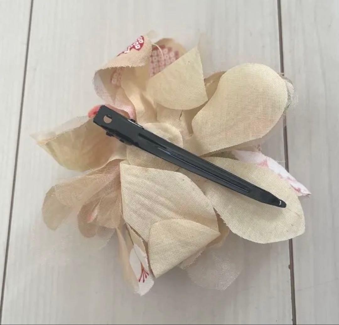 キャサリンコテージ　140 袴セット　卒園式　袴　襟巻きと髪飾り付き♡ 美品