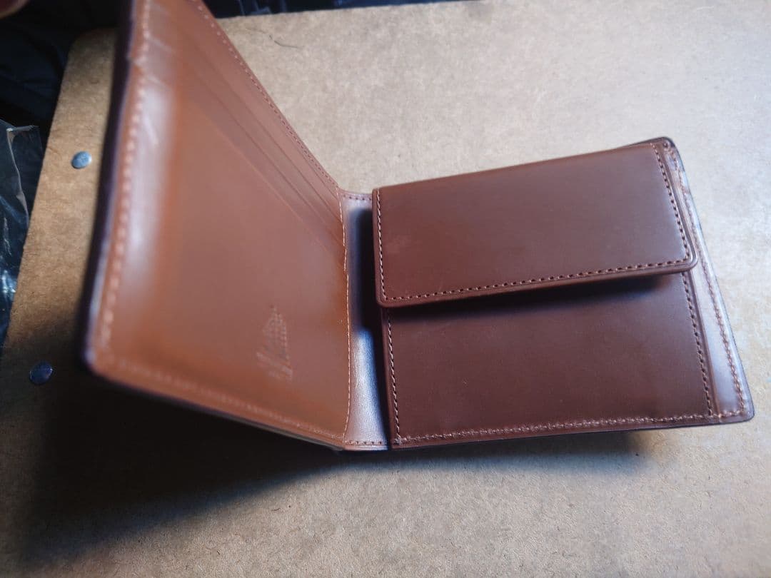 ココマイスター 折り財布