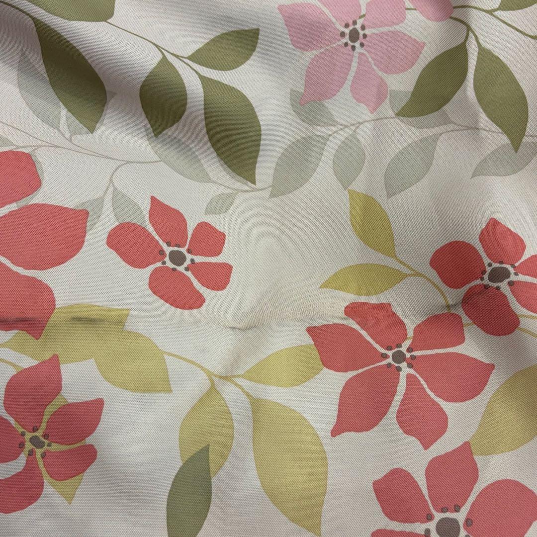 魔女の宅急便　ジジ　黒猫　アンフルール ピンク　遮光カーテン　花柄　ジブリ