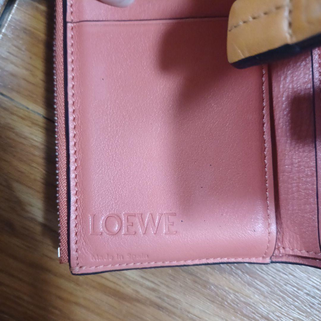 LOEWE グレー 三つ折り財布