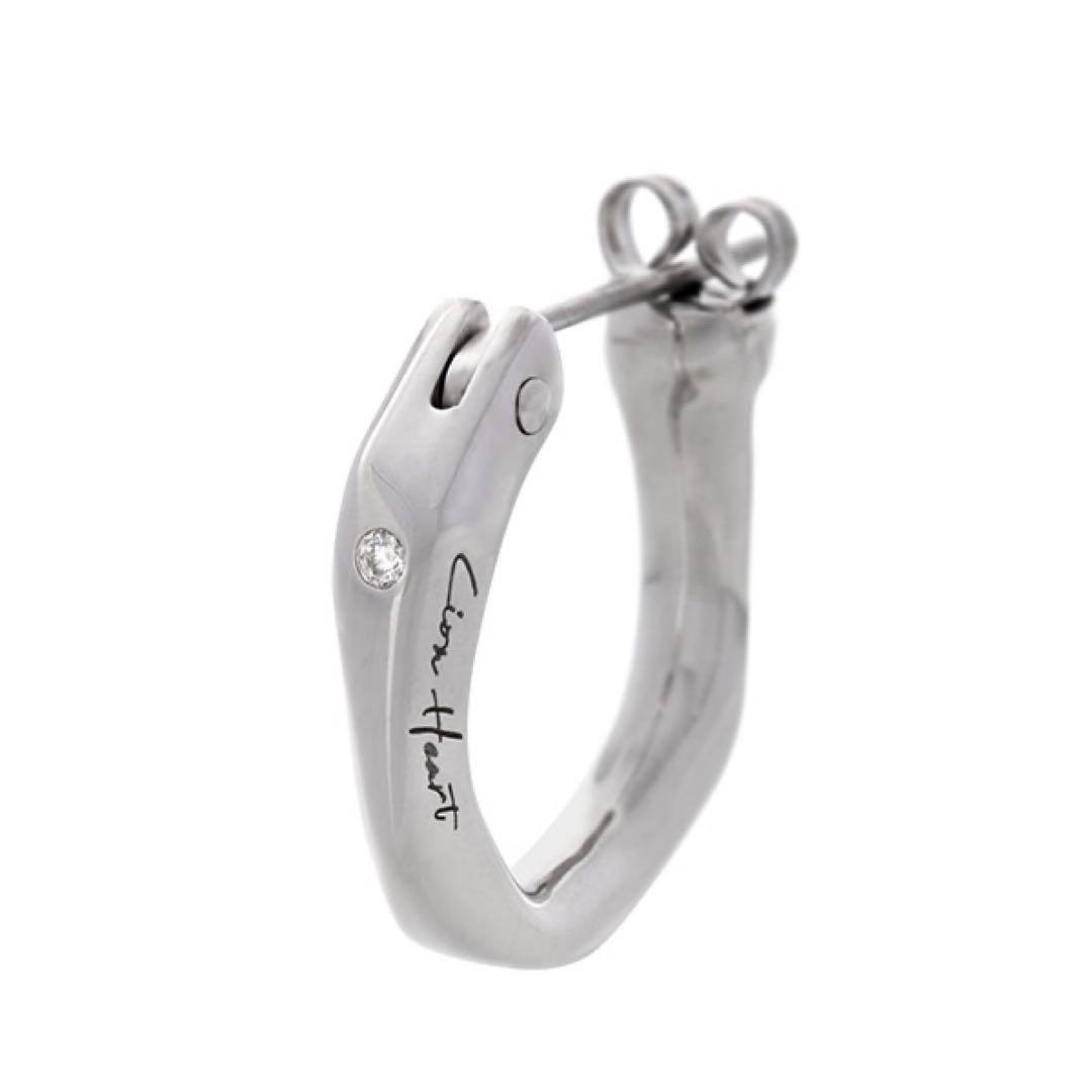 LION HEART シルバーピアス