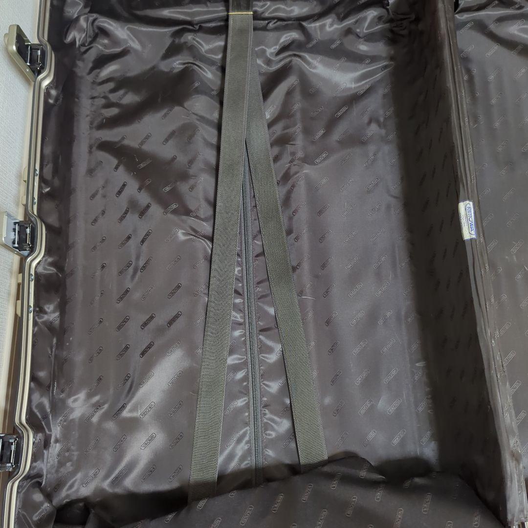 RIMOWA TOPAS TITANIUM MW77 （1週間〜サイズ）