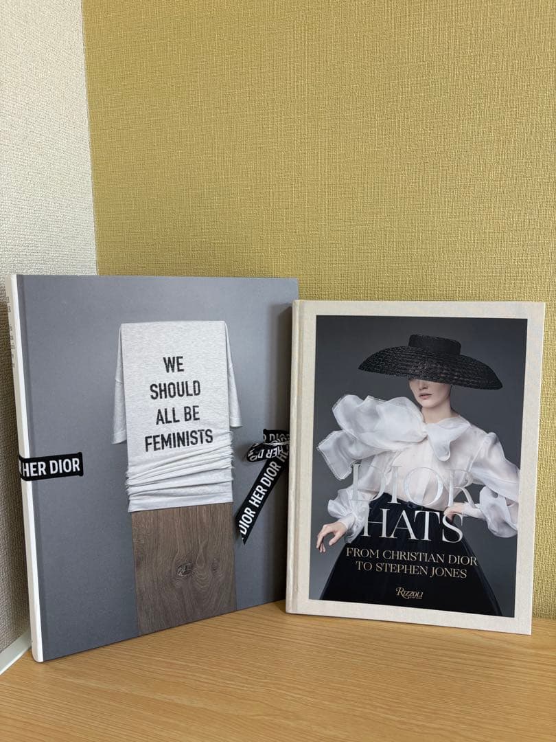 HER DIOR & HATS FROM ディオールブック　インテリア　置物