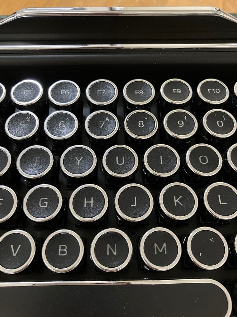 penna タイプライター型メカニカルキーボード ブラック