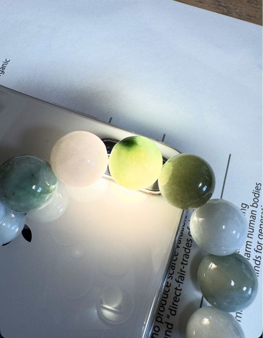 最高級糸魚川翡翠　約13mm