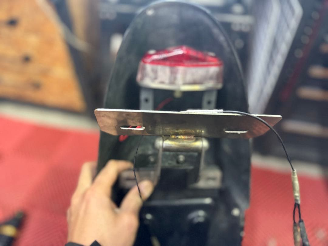 カフェレーサー　シート　シングルシートカウル　テールランプセット　cb400ss