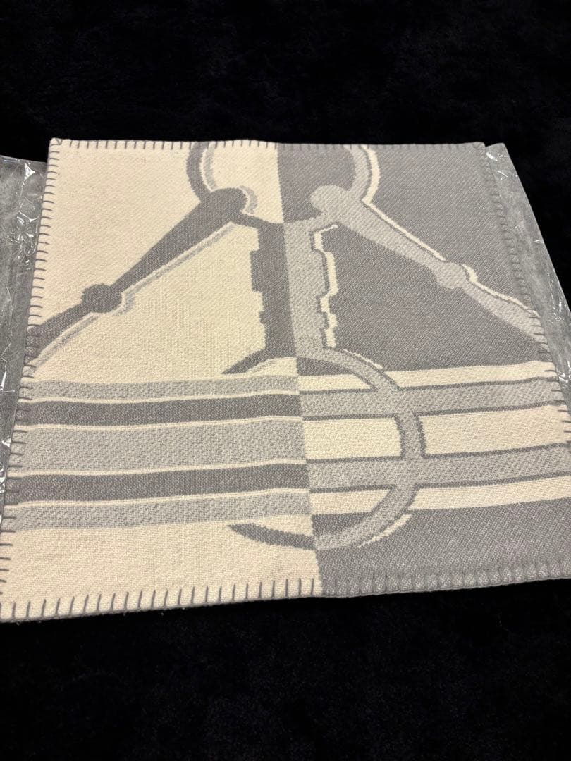 HERMES クッション　タッタソール