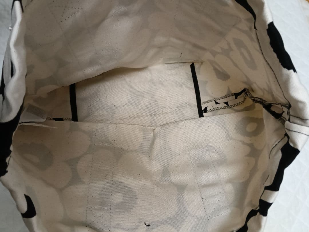 新品未使用マリメッコ モノシティビッグウニッコトート バッグ