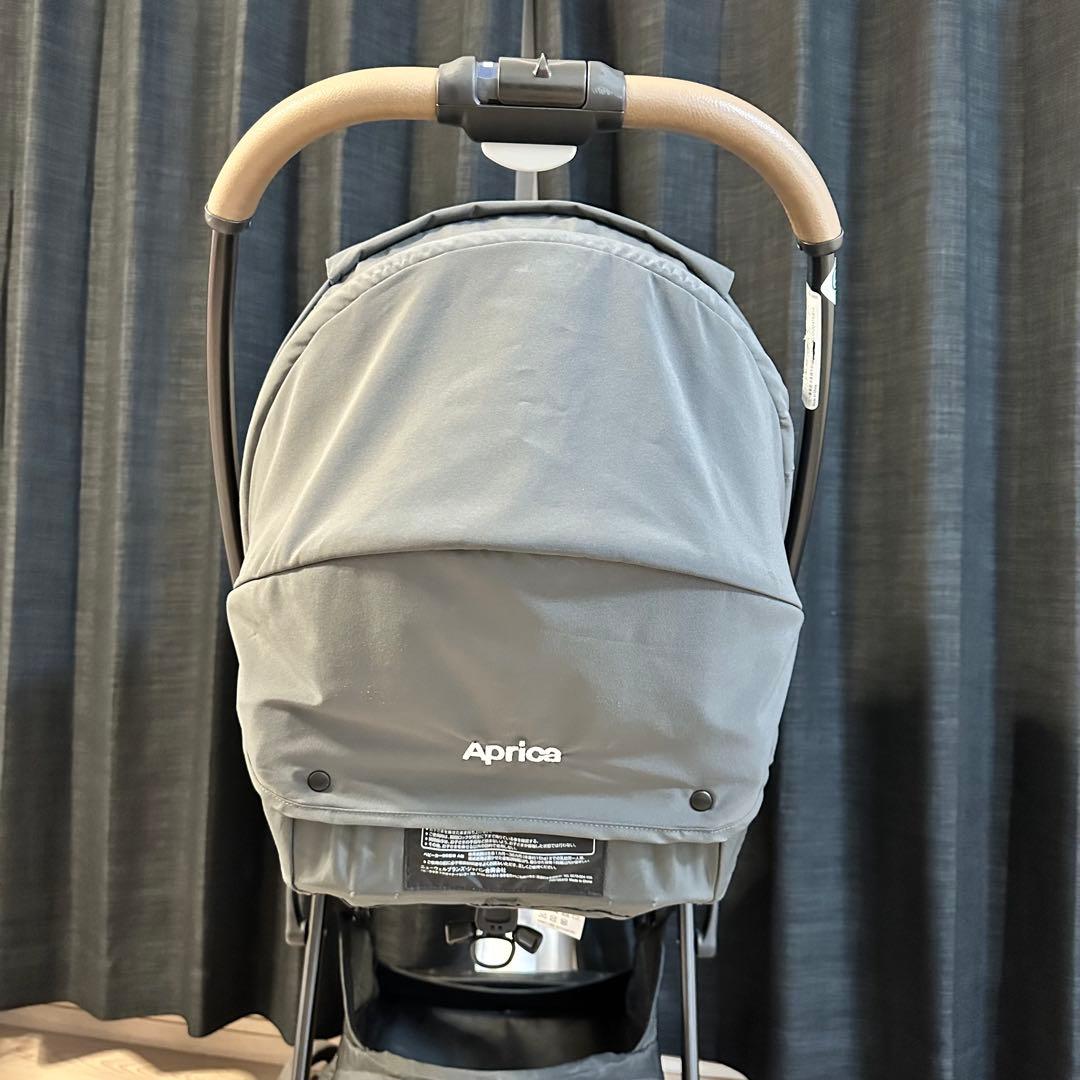 Aprica アプリカ　グレー ベビーカー 折りたたみ式　カルーンエアー