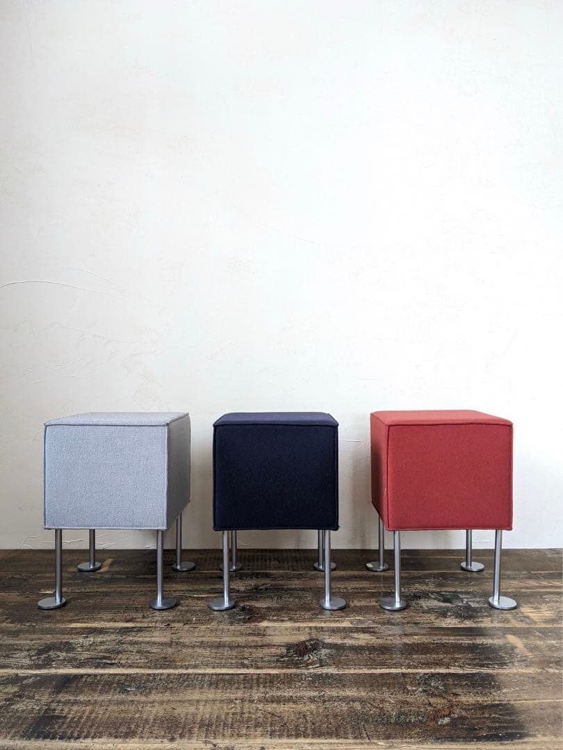 【SALE】キューブ型スツール （赤・レッド）