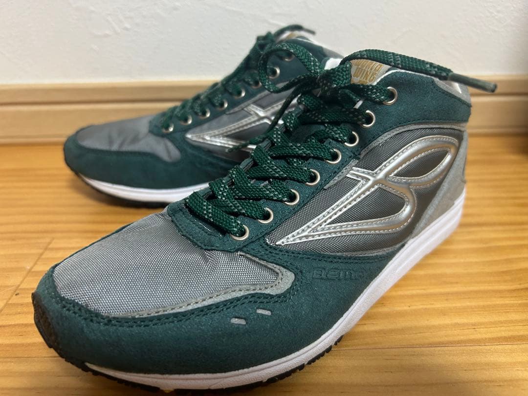 着用2回のみ　22.5cm ビモロシューズ