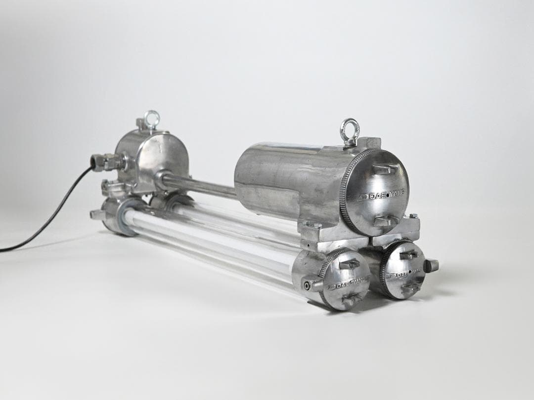 ☆ ビンテージ チューブランプ 蛍光灯 インダストリアル 工業系 3 カフェ ☆