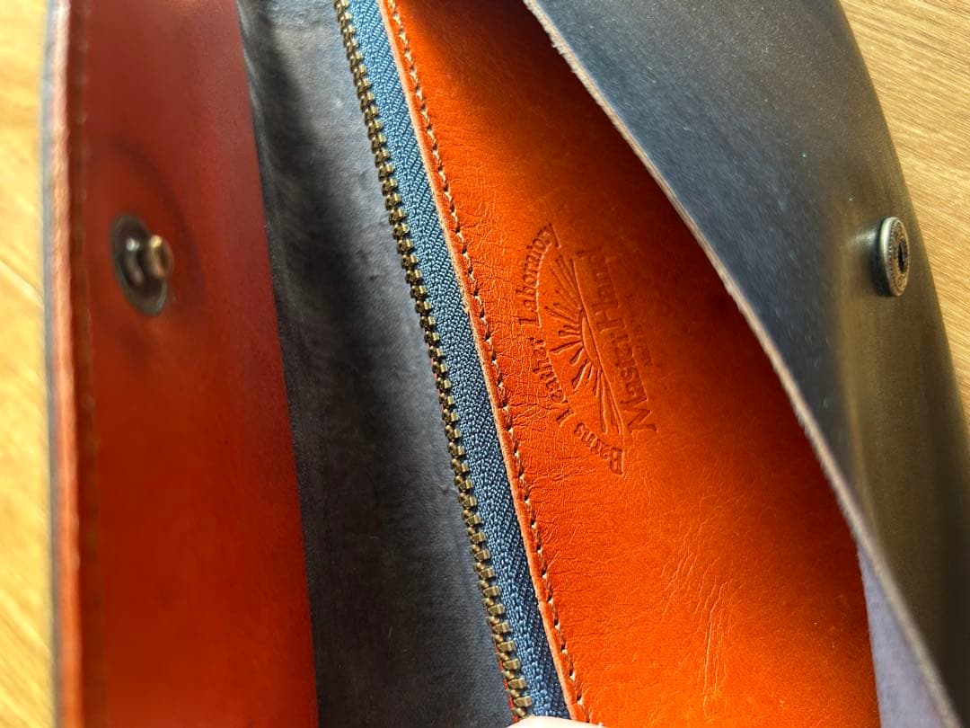 バーンズ BARNS レザー ロングウォレット