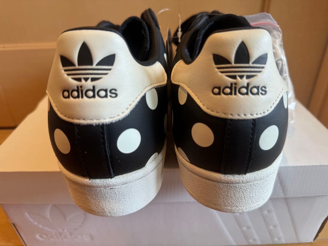 めぐろ 新品 adidas スーパースター ポルカドット 28cm