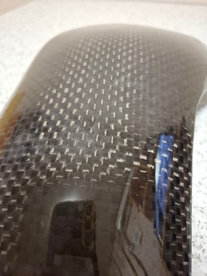 CB400SF NC 39&42前期用アンダーカウル&タンクカバーになります。