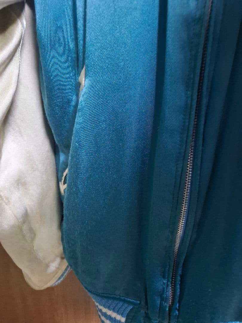 AVIREXリバーシブルスカジャン虎