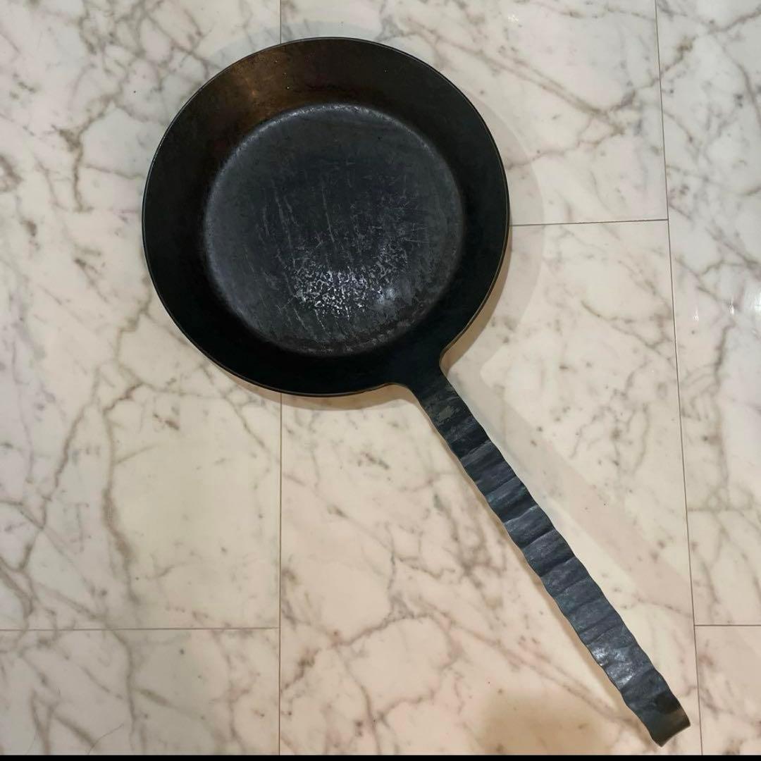 タークフライパン28センチ