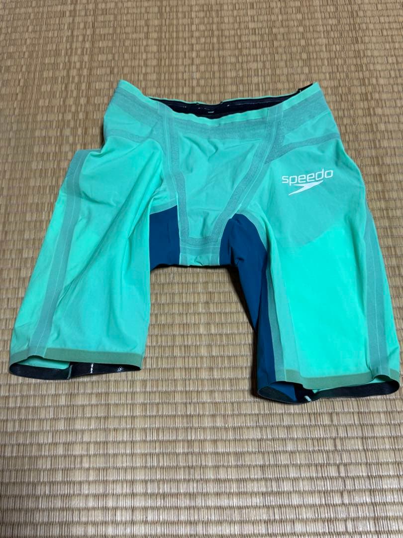 試着のみ　高速水着　競泳水着　スピード　ファストスキン　レーザーピュアヴァーラー