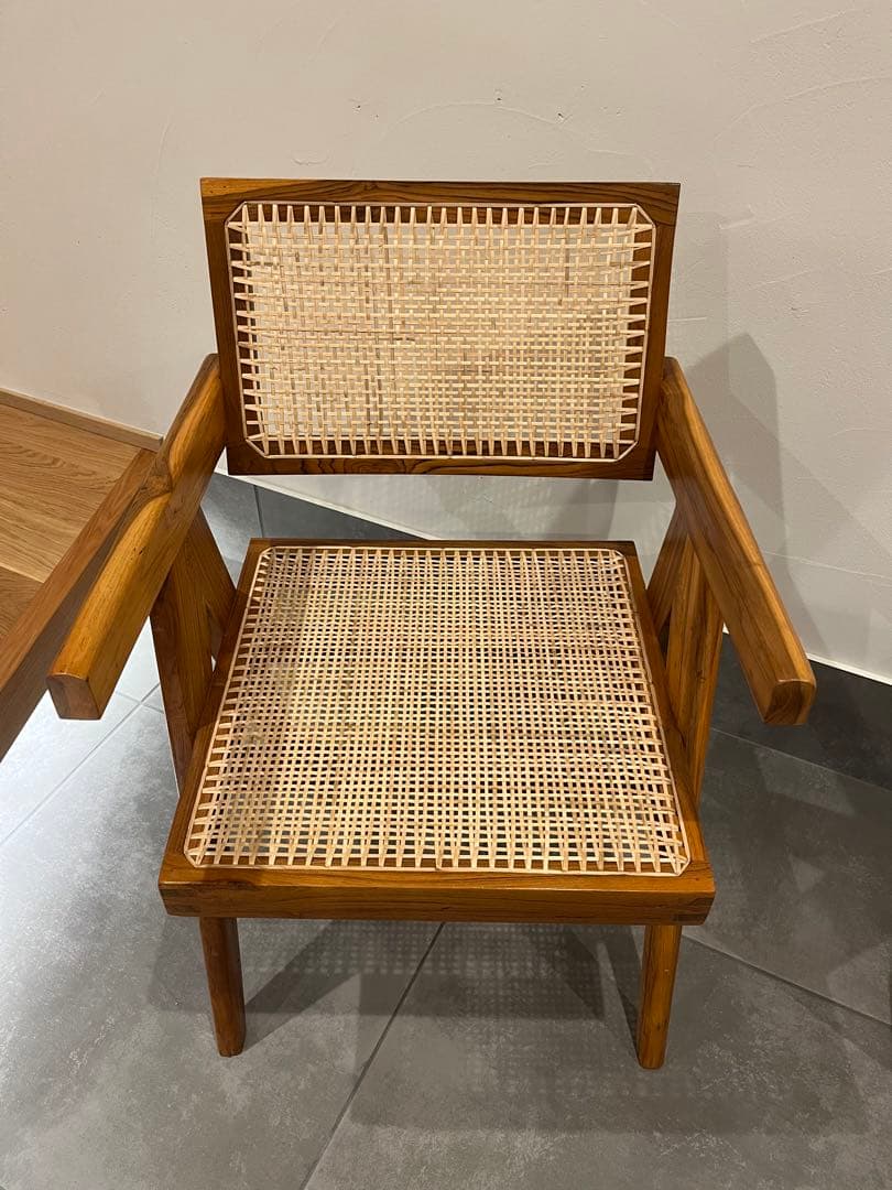 Vレッグオフィスチェア ピエール・ジャンヌレ リプロダクト