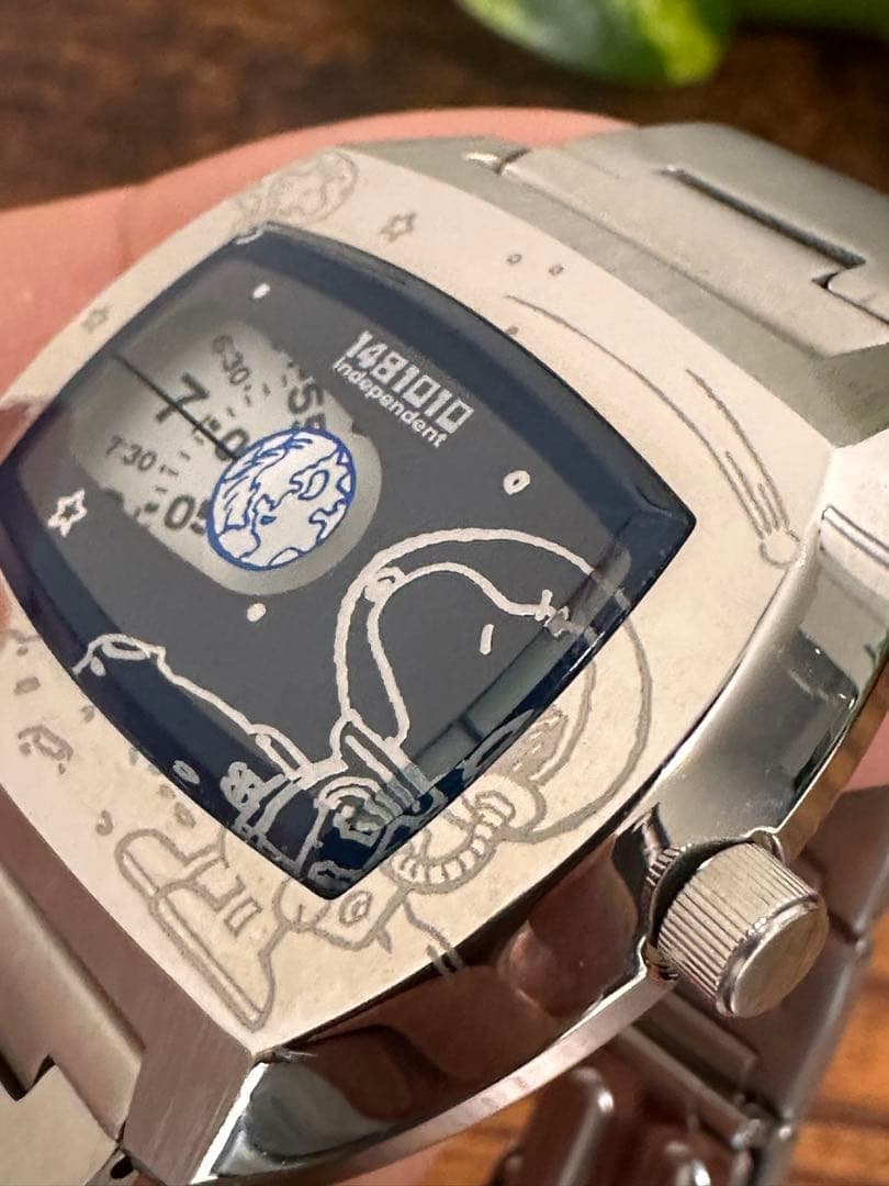 希少　レトロ　Independent SNOOPY 腕時計