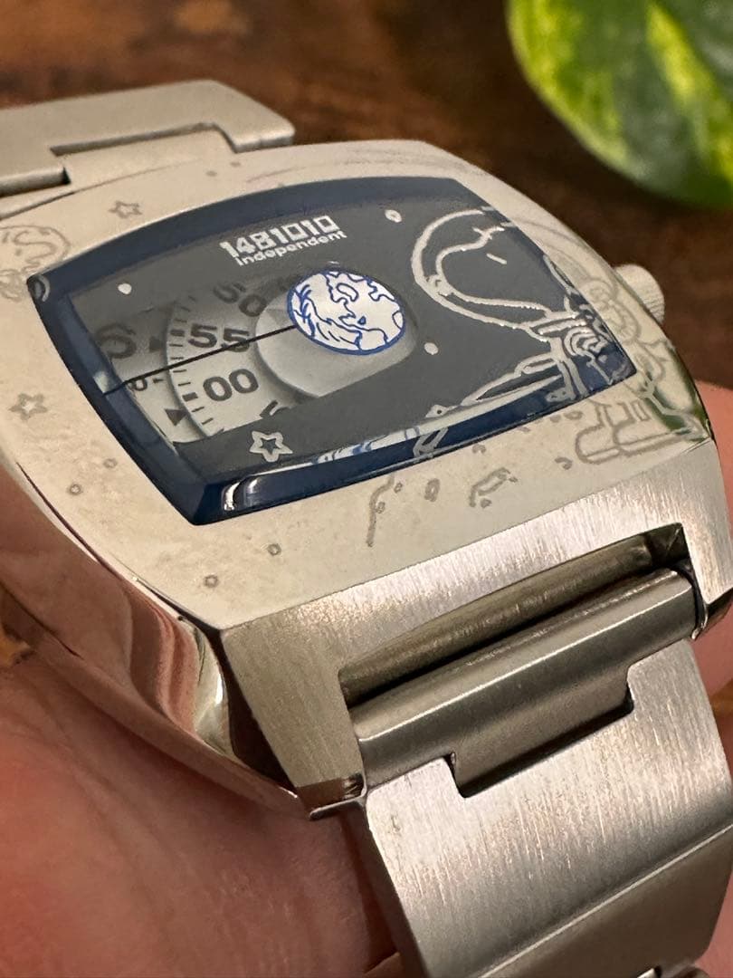 希少　レトロ　Independent SNOOPY 腕時計