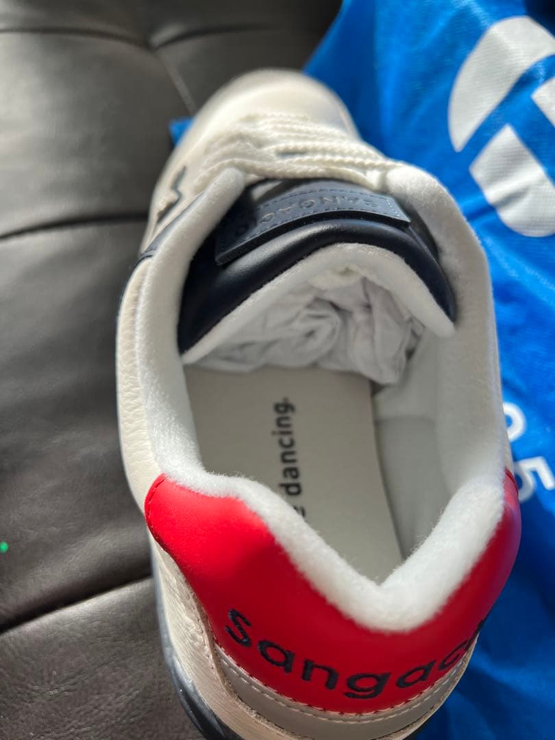 K*U様 【新品未使用】にゅ　スニーカー　SANGACIO