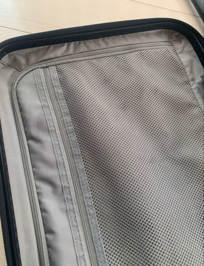 d*i様 無印　キャリーケース　機内持ち込みサイズ20 L ネイビー　紺