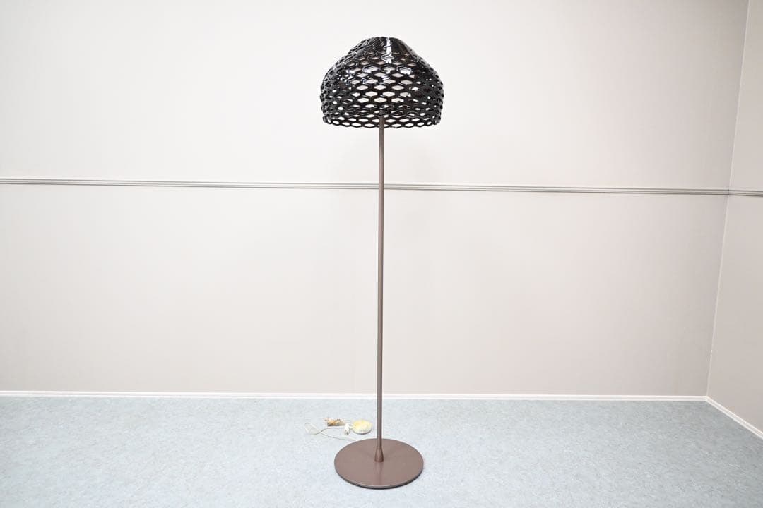 【展示極美品】 FLOS フロス フロア照明 TATOU F ブラック 廃盤