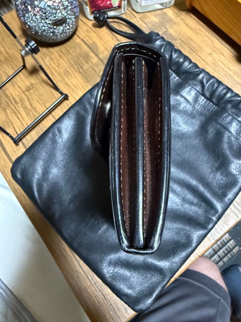 ワイルドスワンズ　ウェイブ　クロコダイル　チョコ