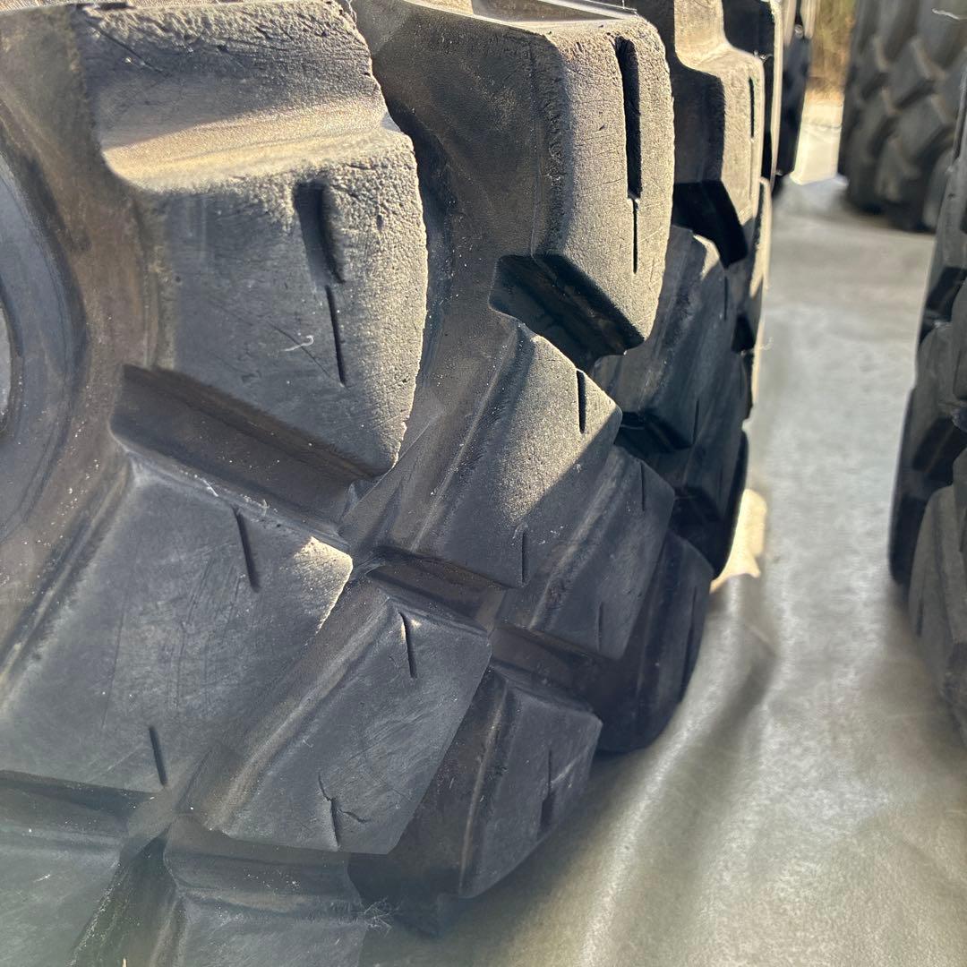 順次お値下げ！ MAXXIS Creepy Crawler LT ４本セット