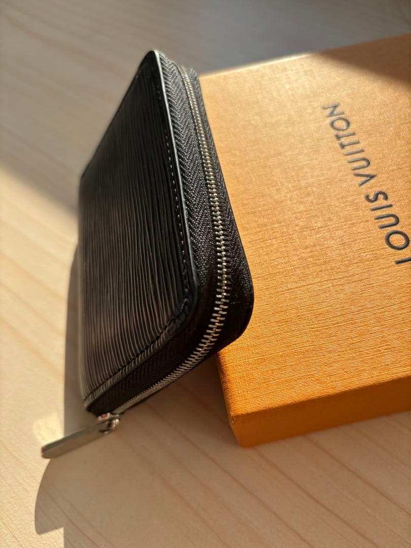 こ*ん様 ヴィトン　ジッピー・ パース