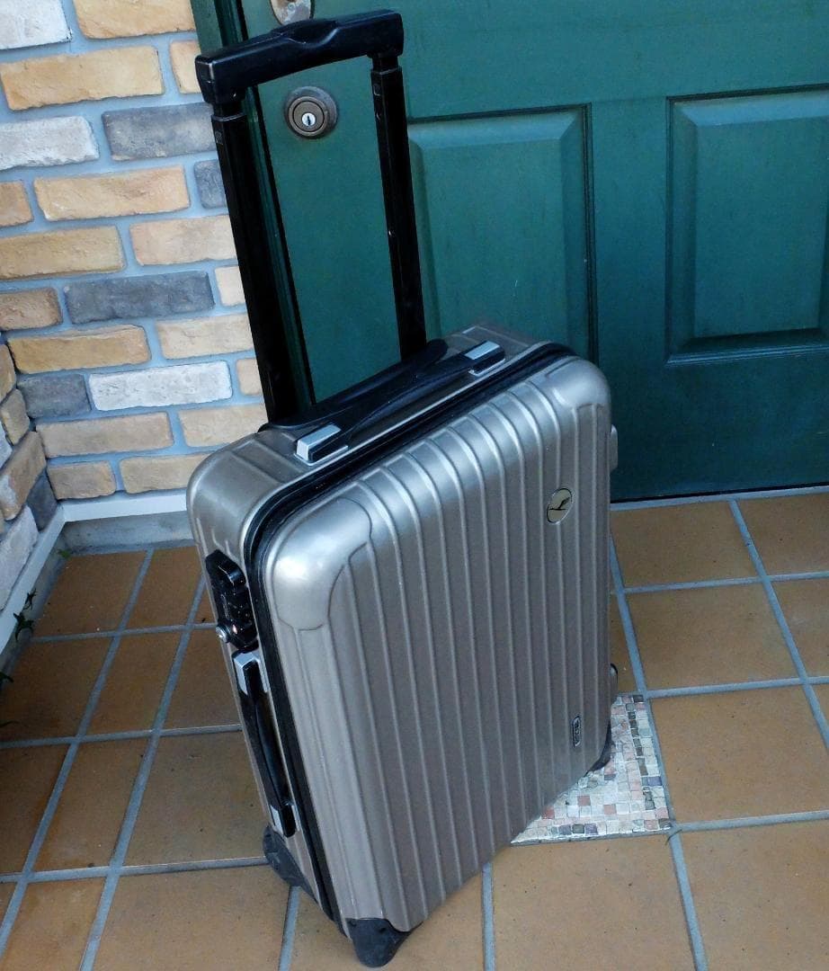 リモワ 806.52『ルフトハンザ 』2輪 キャビントロリー 35L プロセッコ