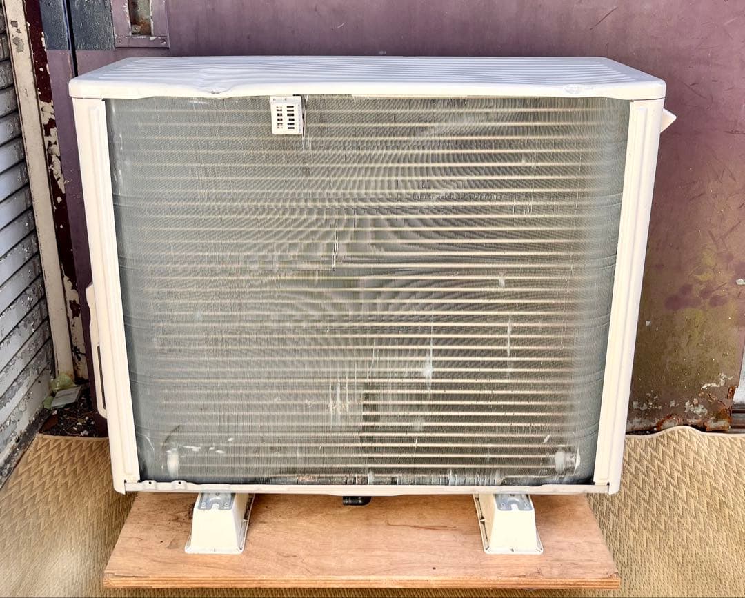 ②【送料無料】日立ルームエアコン　白くまくん　2022