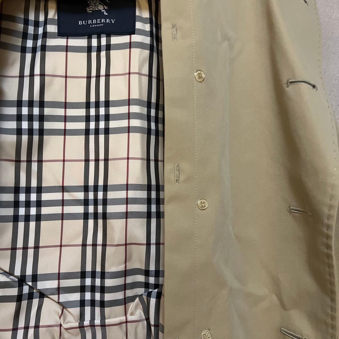 ベージュ トレンチコート