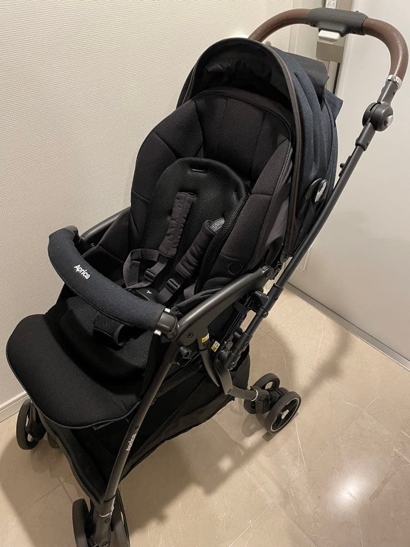 【限定値下げ】アップリカ　ラクーナクッションフリープラス　ベビーカー