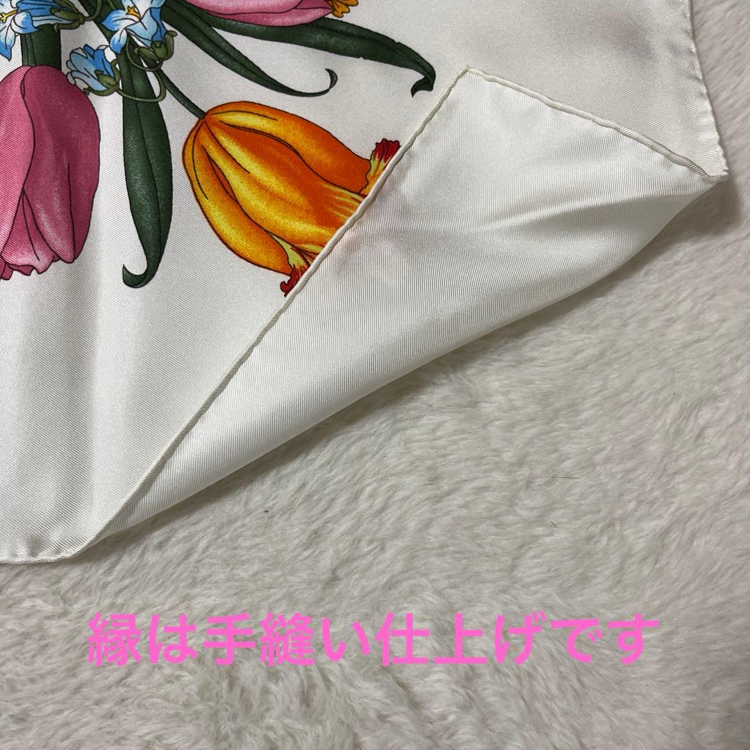 極美品　V.ACCORNERO GUCCI スカーフ　フローラ　蝿　シルク　花柄
