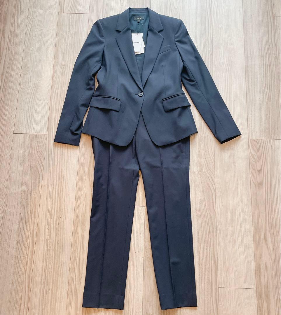 theory / パンツスーツ