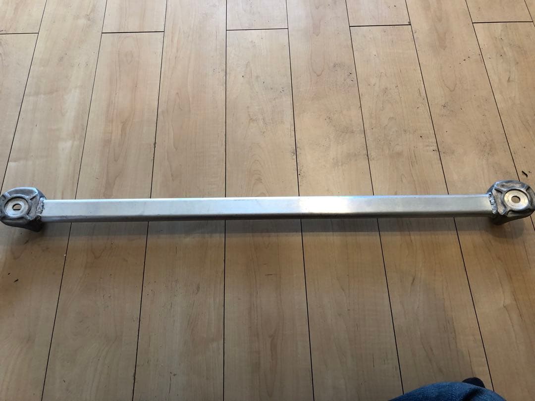 AE86トレノ後期 リアタワーバー