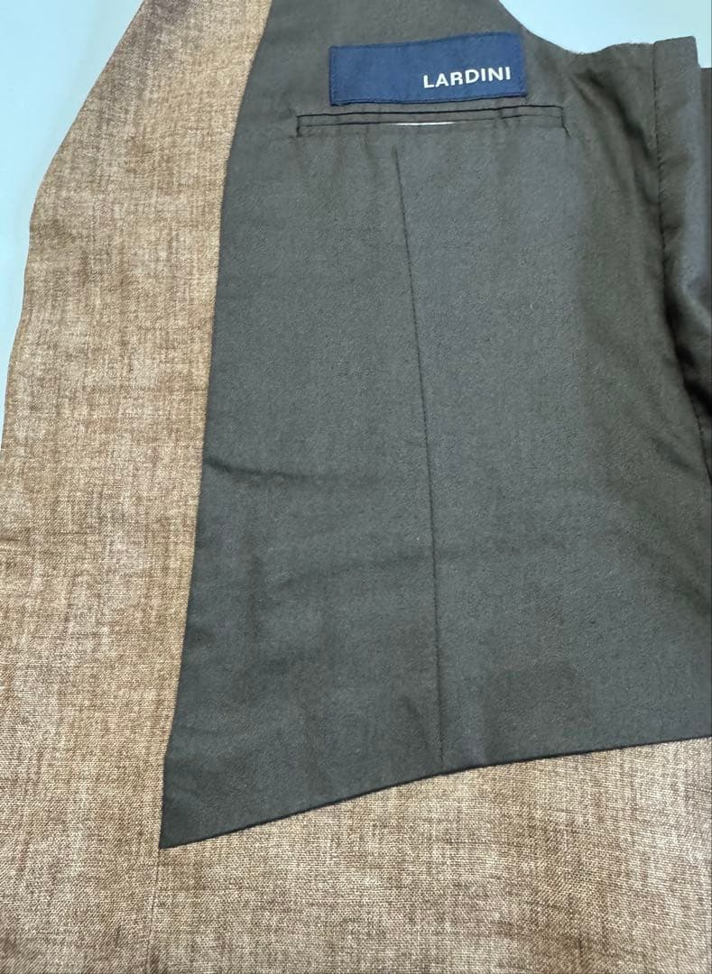 【美品】 LARDINI リネン素材夏用ジレ46イタリア製(ブラウン)