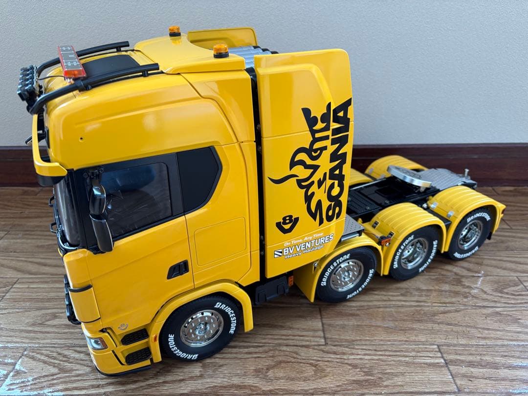 タミヤ　1/14RC スカニア 770 S 8x4/4 フルオペ