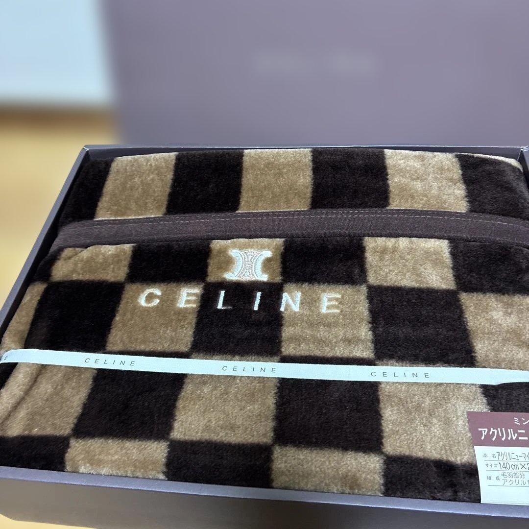 新品　CELINE ミンクタッチアクリルニューマイヤー毛布 140×200cm