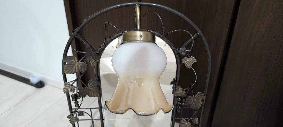 桜井製作所　アイアンドレッサー　昭和レトロ 鏡　電気付　葡萄のツル鉄製