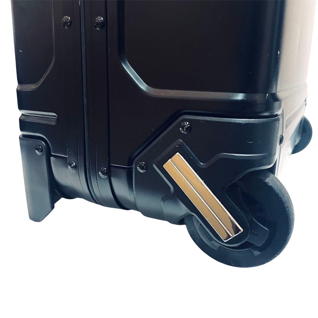 ゼロハリバートン Geo Aluminum 3.0 | Two-Wheel BK