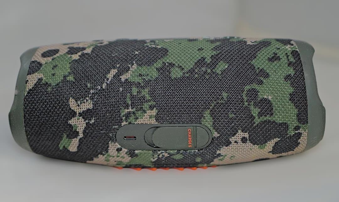 JBL Charge5防水使用ブルートゥーススピーカー40W送料込匿名配送値下げ