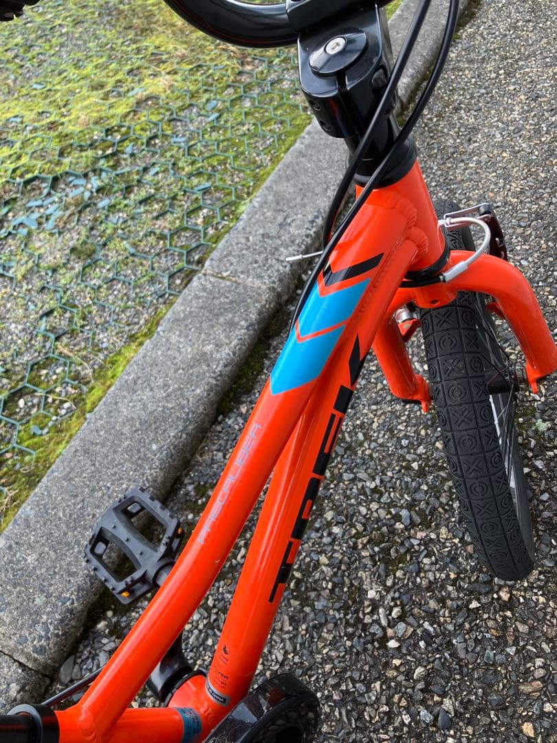 Trek キッズバイク 16インチ　取りに来られる方限定