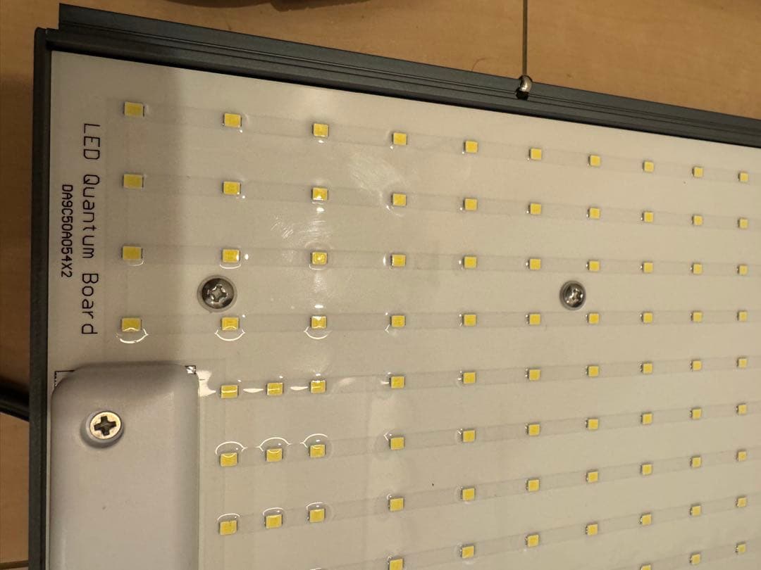 HGP-303 Helios Green LED PRO3枚、LEDドライバー付