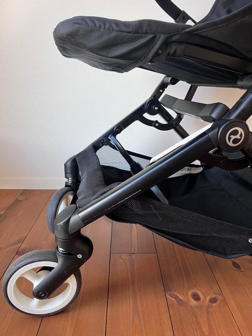 サイベックス リベル ブラック バンパー付き Cybex Libelle