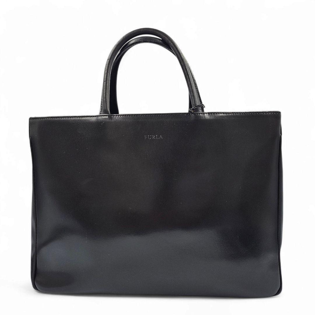 美品　FURLA　サフィアーノレザー　トートバッグ　A4可 ブラック　2way