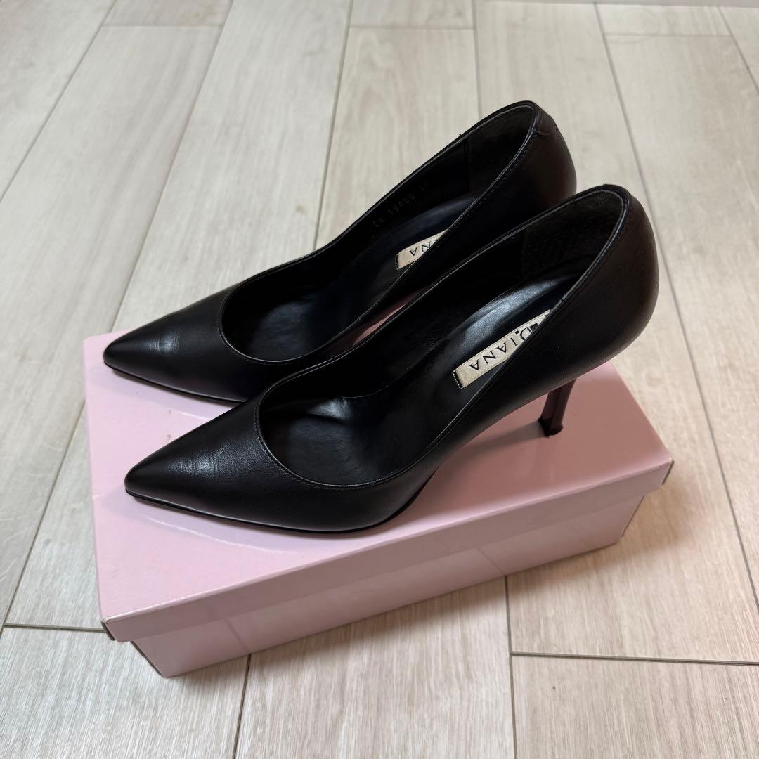 シ*8様 【極美品】DIANA 黒 ポインテッドトゥ ハイヒール 約9cm レザ