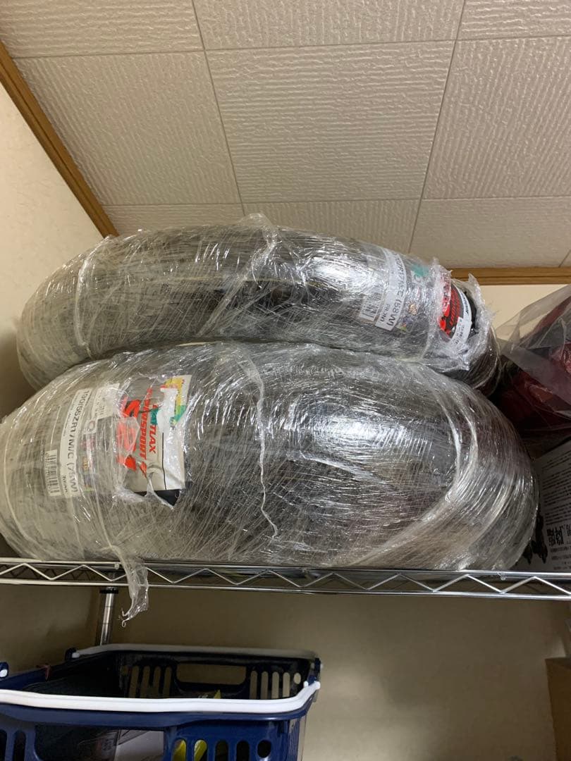 S21 タイヤ　訳あり